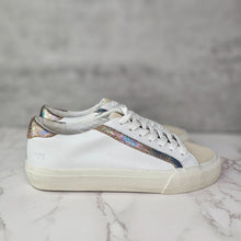 Load image into Gallery viewer, Madewell Sidewalk Low-Top Sneakers in Iridescent White Leather Size 5.5
