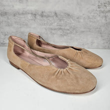 Load image into Gallery viewer, Taryn Rose Alessandra Tan Ballet Flats Nubuk Suede Leather Elastic Women&#39;s 6.5
