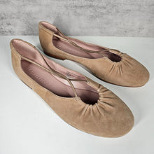 Load image into Gallery viewer, Taryn Rose Alessandra Tan Ballet Flats Nubuk Suede Leather Elastic Women&#39;s 6.5
