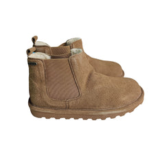 Load image into Gallery viewer, BEARPAW Drew Sherpa Lined Ankle Boots Hickory Brown Youth 3
